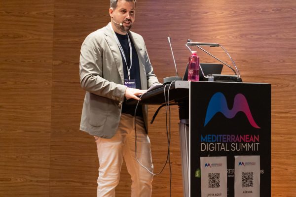 DSummit26_091