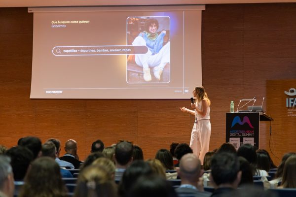 DSummit26_122